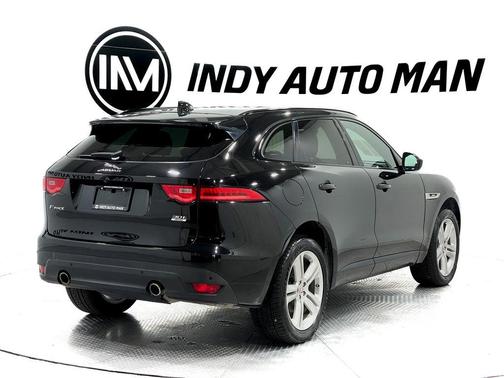 2019 Jaguar F-PACE 30t R-Sport