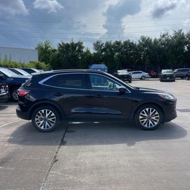 2020 Ford Escape Titanium Hybrid