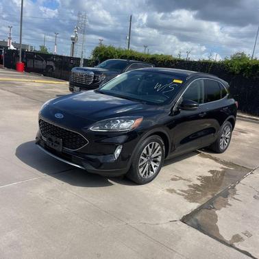 2020 Ford Escape Titanium Hybrid