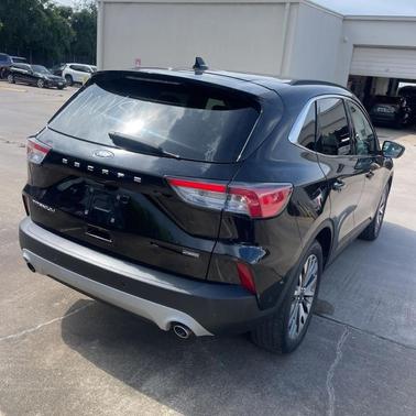 2020 Ford Escape Titanium Hybrid