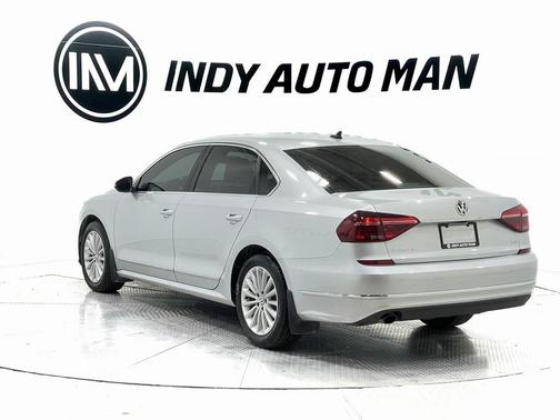 2017 Volkswagen Passat 1.8T SE