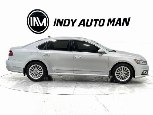 2017 Volkswagen Passat 1.8T SE