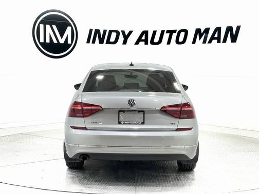 2017 Volkswagen Passat 1.8T SE