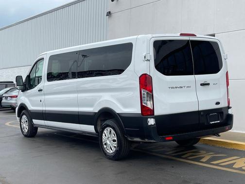 2022 Ford Transit-350 XLT