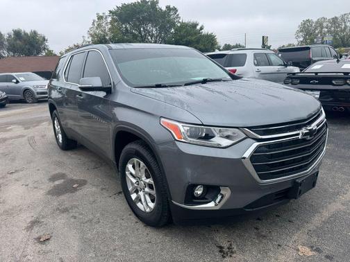 2020 Chevrolet Traverse LT Cloth