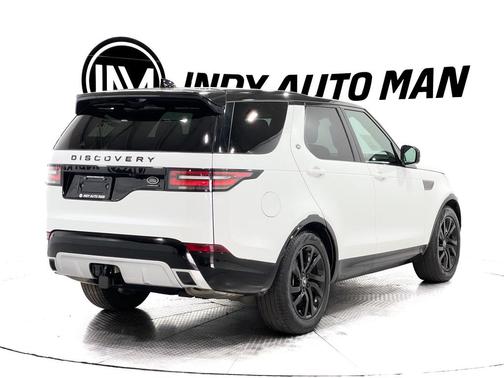 Fuji White 2020 Land Rover Discovery Landmark