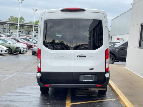 2022 Ford Transit-350 XLT
