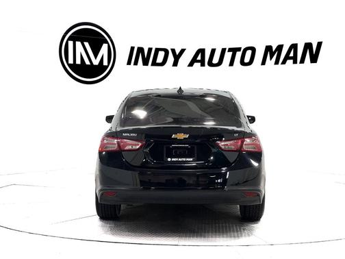 Mosaic Black Metallic 2021 Chevrolet Malibu LT