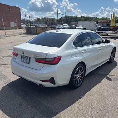 2019 BMW 330 i xDrive