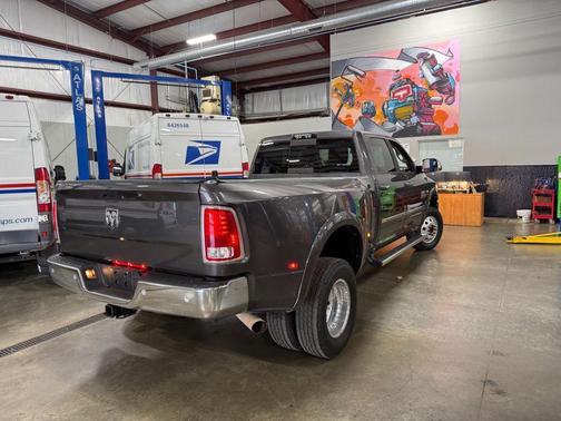 2017 RAM 3500 Laramie