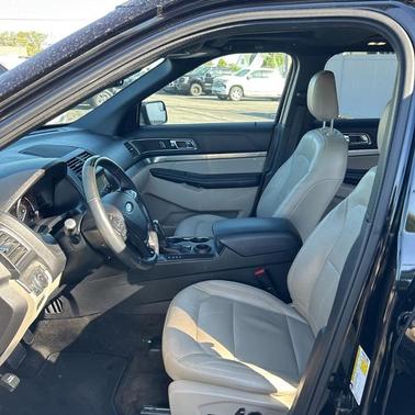Shadow Black 2018 Ford Explorer XLT