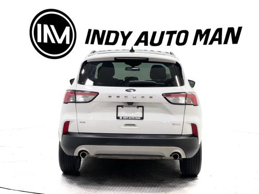 Oxford White 2020 Ford Escape SE