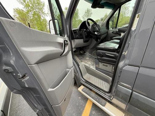 2015 Mercedes-Benz Sprinter Normal Roof