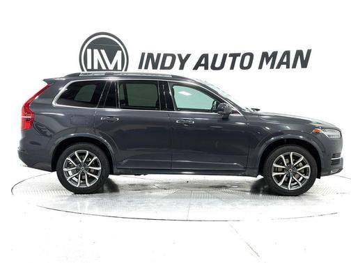 2017 Volvo XC90 T5 Momentum