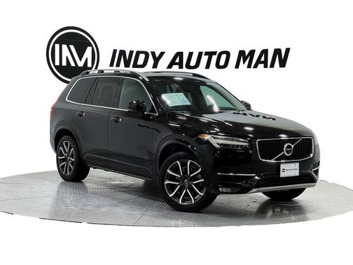 2016 Volvo XC90 T6 Momentum