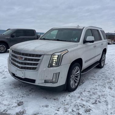 2018 Cadillac Escalade Luxury