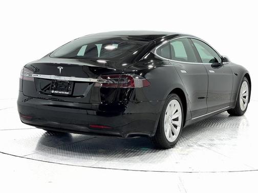 2018 Tesla Model S 75D