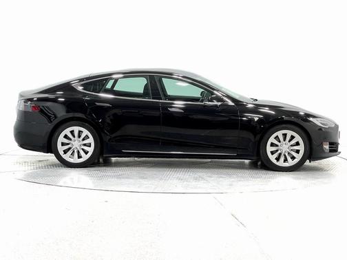 2018 Tesla Model S 75D