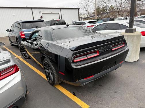 2016 Dodge Challenger R/T Scat Pack
