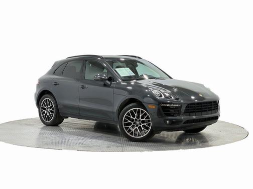 2018 Porsche Macan Base