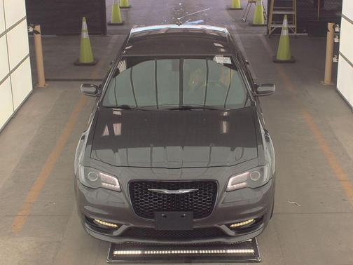 2017 Chrysler 300 S