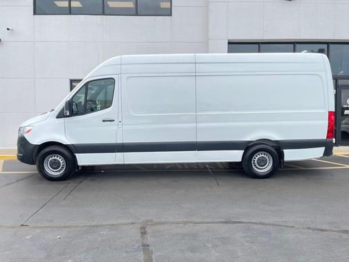 2023 Mercedes-Benz Sprinter 2500 170 WB