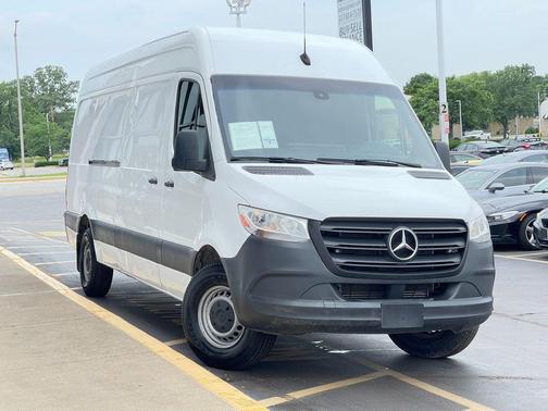 2023 Mercedes-Benz Sprinter 2500 170 WB