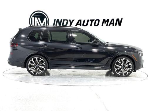 2024 BMW X7 M60i