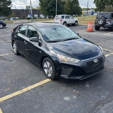 2018 Hyundai IONIQ Hybrid Blue