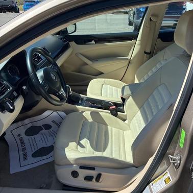 2015 Volkswagen Passat 2.0L TDI DSG SEL Premium