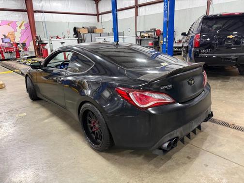 2014 Hyundai Genesis Coupe 2.0T R-Spec