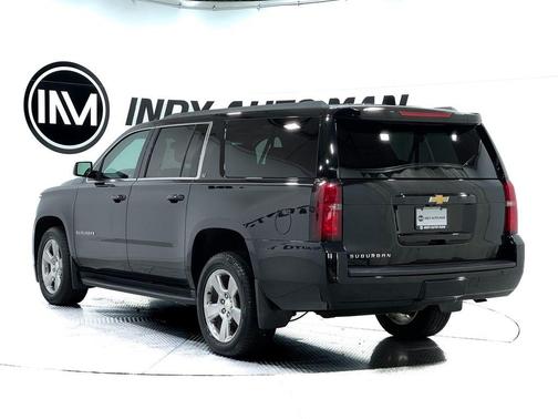 2017 Chevrolet Suburban LT