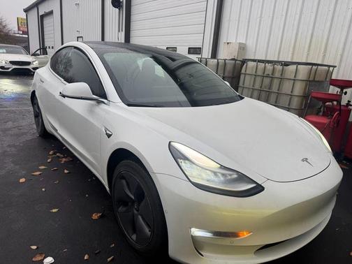 2019 Tesla Model 3 Standard Range Plus