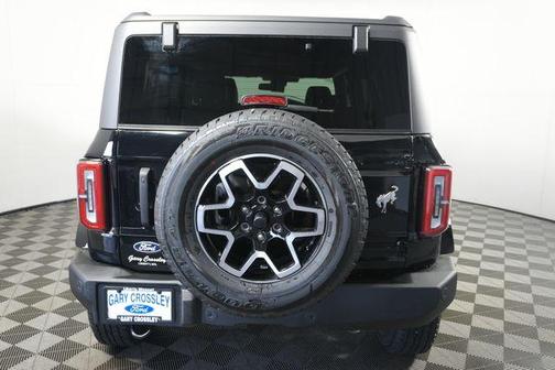 Shadow Black 2026 Ford Bronco Outer Banks