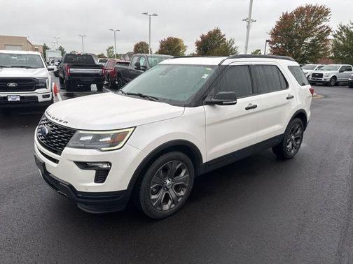 2018 Ford Explorer sport