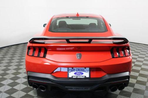 2025 Ford Mustang Dark Horse