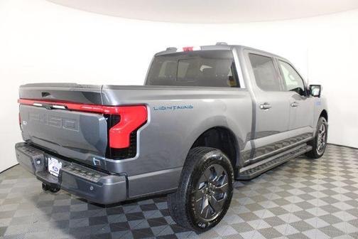2025 Ford F-150 Lightning LARIAT