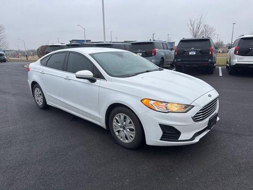 2019 Ford Fusion S