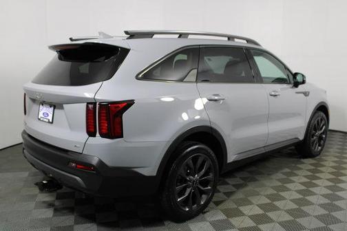 2023 Kia Sorento X-Line EX
