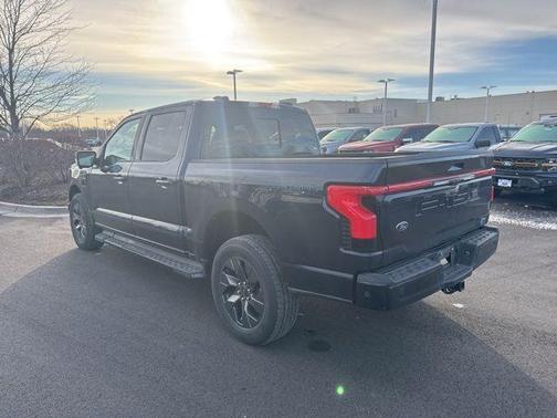 2023 Ford F-150 Lightning LARIAT