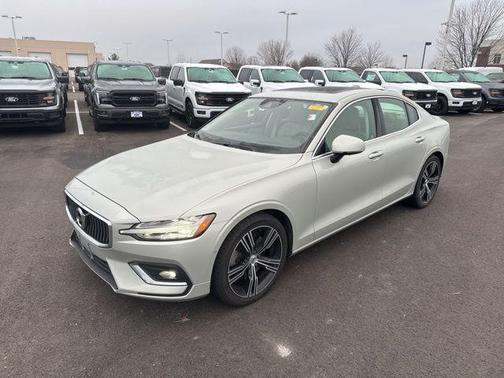2021 Volvo S60 T6 Inscription