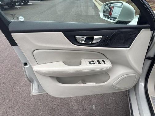 2021 Volvo S60 T6 Inscription