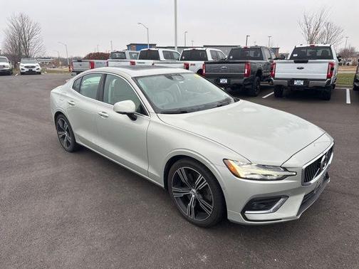 2021 Volvo S60 T6 Inscription