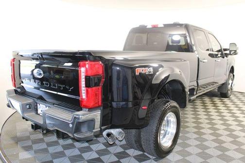2025 Ford F-350 Lariat Super Duty
