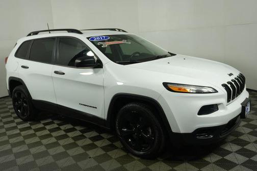 2017 Jeep Cherokee Sport