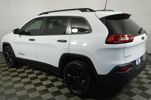2017 Jeep Cherokee Sport