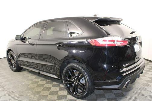 2022 Ford Edge ST