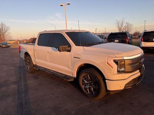 2023 Ford F-150 Lightning XLT