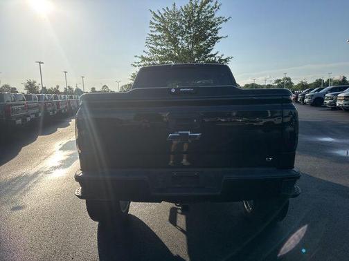 Black 2018 Chevrolet Silverado 1500 LT