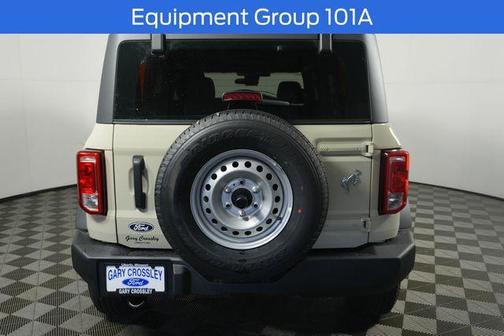 Desert Sand 2026 Ford Bronco Base